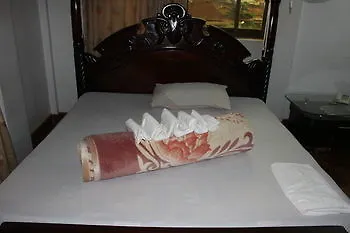 *** Panzió Minister'S Village Hotel Kampala Uganda