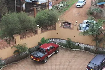 Minister'S Village Hotel Kampala